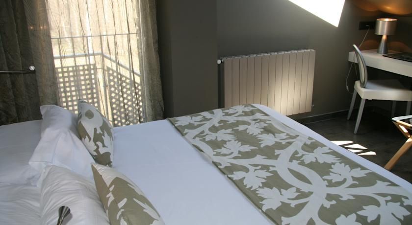 Xalet Bringue Hotel El Serrat Εξωτερικό φωτογραφία